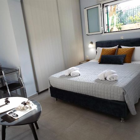 Strelitzia Apartments Karavados ภายนอก รูปภาพ